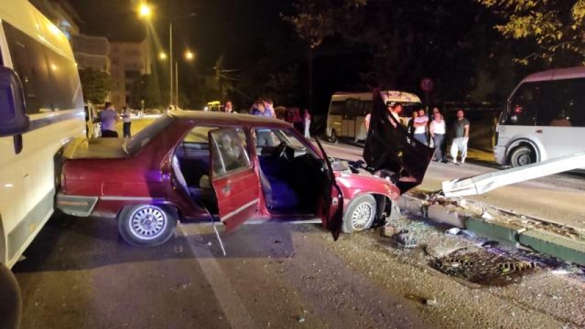 Bursa'da trafik kazası: 3 yaralı