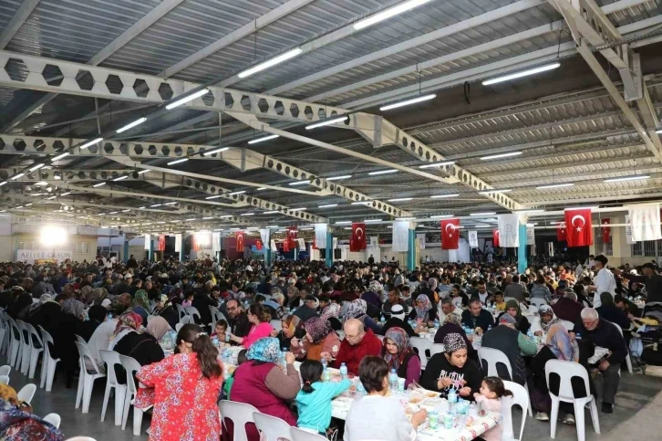 Denizli mahalle iftarlarında kenetleniyor
