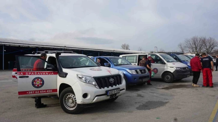 Deprem bölgesindeki çalışmalarını tamamlayan Bosna Hersek ekibi ülkesine döndü
