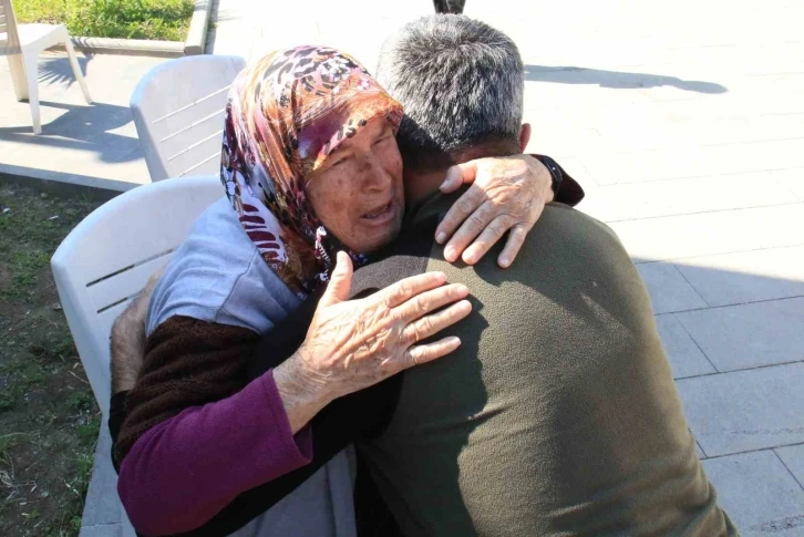 Depremin simge görüntüsü olmuştu: "Ağlatan buluşma"
