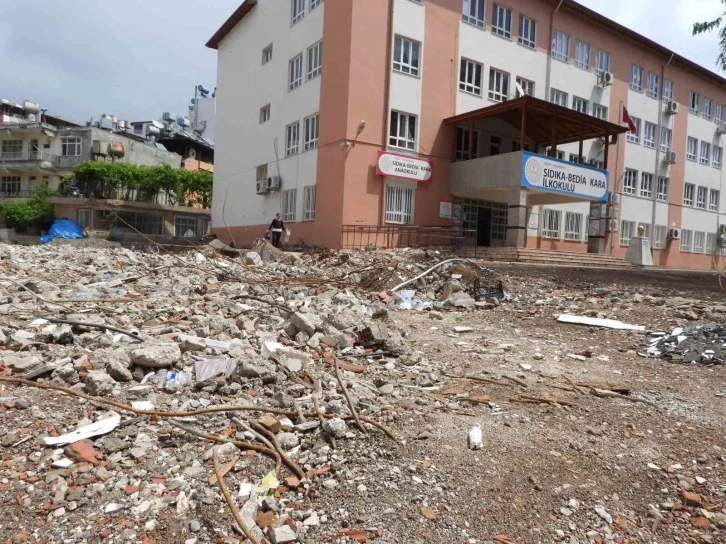 Depremin vurduğu Hatay’da seçim hazırlıkları
