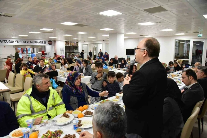 Depremzede ailelerle iftarda buluşuldu
