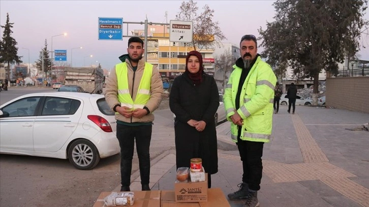 Depremzede çölyak hastaları yardımseverler sayesinde özel gıdalarına kavuştu