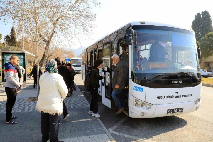 Depremzede vatandaşlara ücretsiz taşıma