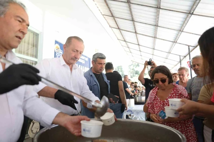 Didim Belediyesi’nden aşure ikramı
