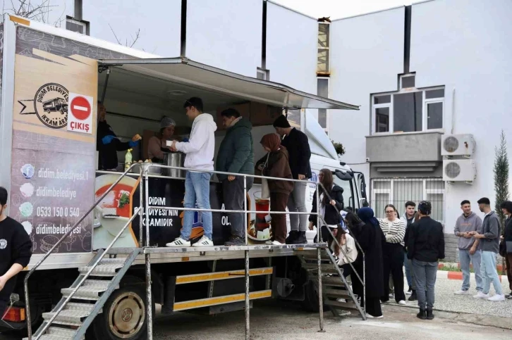 Didim Belediyesi’nden çorba ikramı
