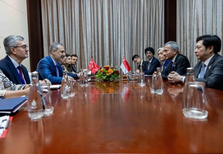Dışişleri Bakanı Fidan, Singapurlu mevkidaşı Balakrishnan ile görüştü