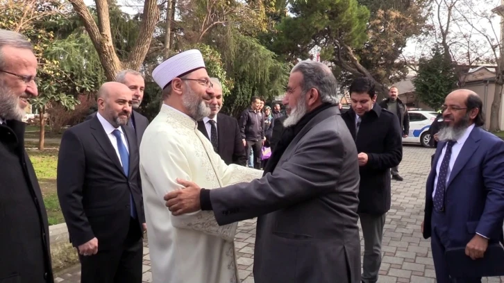 Diyanet İşleri Başkanı Erbaş, Katar Vakıflar ve İslami İşler Bakanı Al Ghanim ile bir araya geldi
