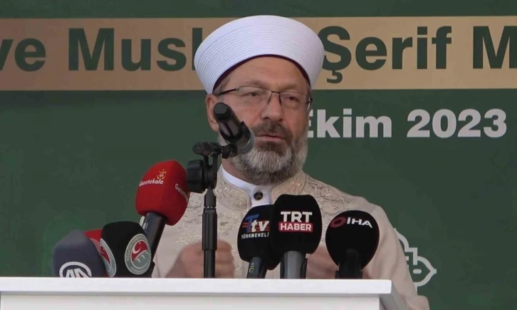 Diyanet İşleri Başkanı Erbaş: "Gençlerimizi ve çocuklarımızı Kur’an-ı Kerim’e göre yetiştirmeliyiz"
