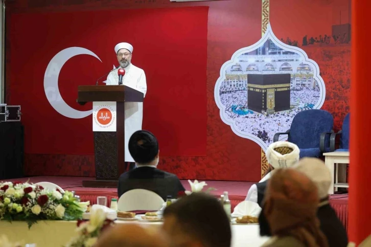 Diyanet İşleri Başkanı Erbaş: "İnsanlık, İslam’ın hak, hukuk, rahmet ve merhamet ilkelerine muhtaçtır"
