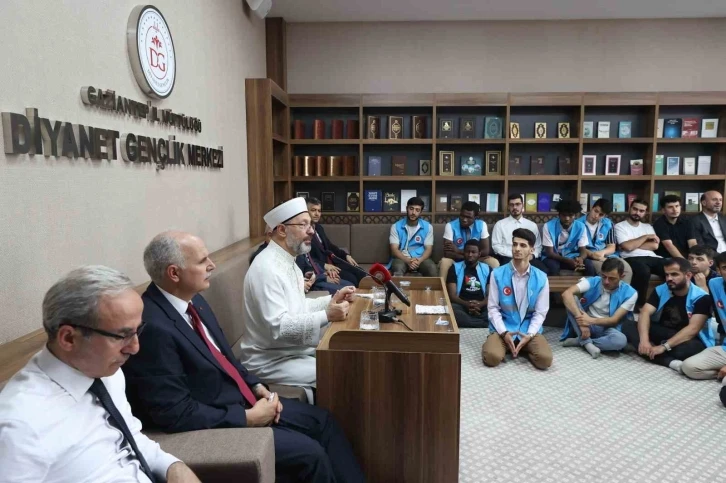 Diyanet İşleri Başkanı Erbaş: “Savunmada bizim çocuklarımız güzel şeyler yapıyorlar”
