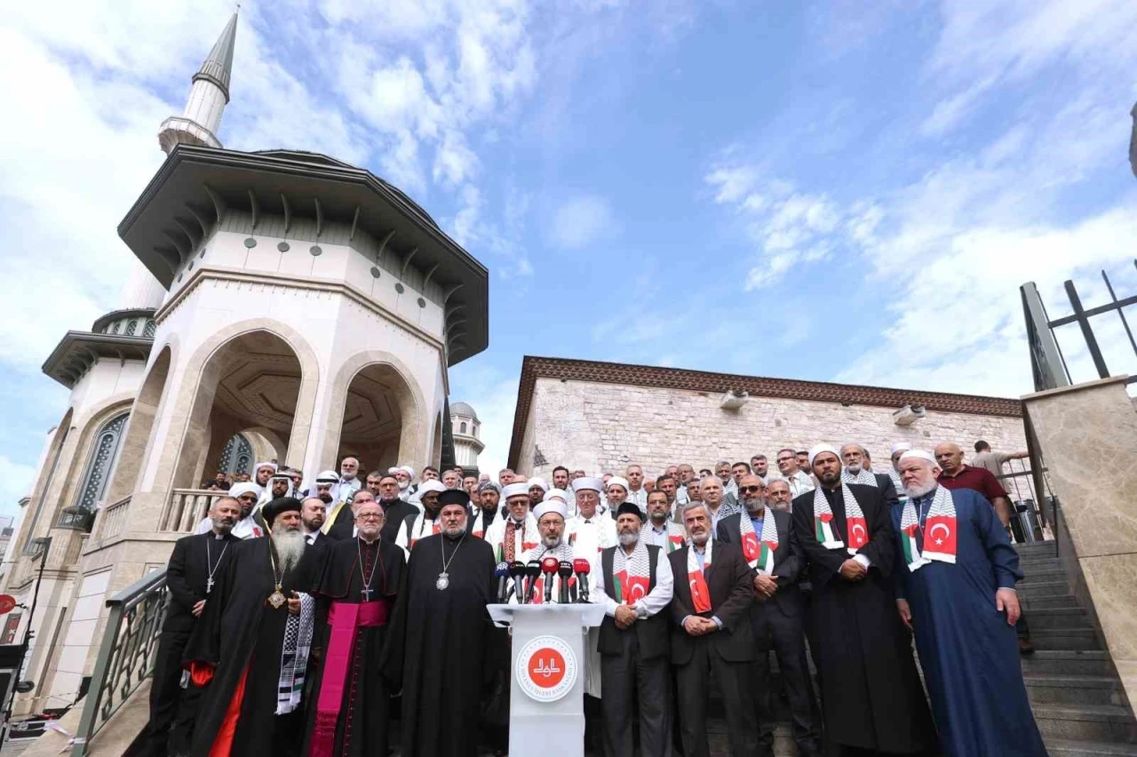 Diyanet İşleri Başkanı Erbaş’tan "Barışa Çağrı" açıklaması
