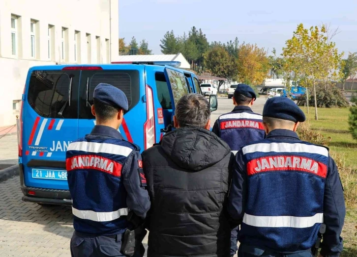 Diyarbakır’da 10 yıl cezası bulunan hükümlü JASAT tarafından yakalandı
