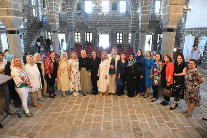 Diyarbakır üzerine söyleşi, şiir ve müzik konseri etkinliği yapıldı
