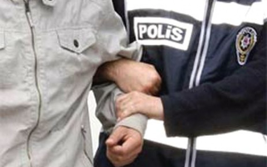 Bursa'da hırsızlık için girdiği evde uyuşturucuyla yakalandı!