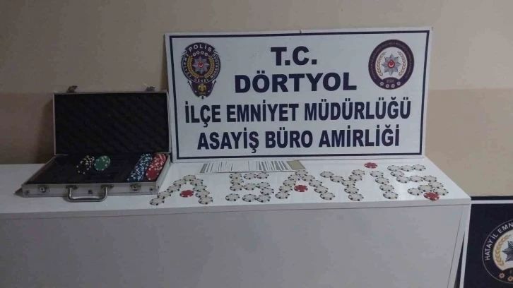 Dörtyol’da iş yerinde kumar oynayan şahıslara 38 bin 550 lira idari para cezası uygulandı
