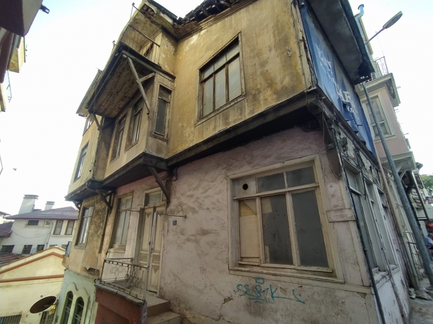 Gemlik'te Dr. Ziya Kaya’nın evi belediyeye bağışlandı