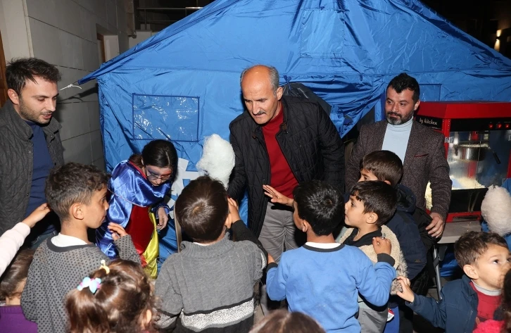 Dulkadiroğlu’nda çocuklara moral çadırı kuruldu
