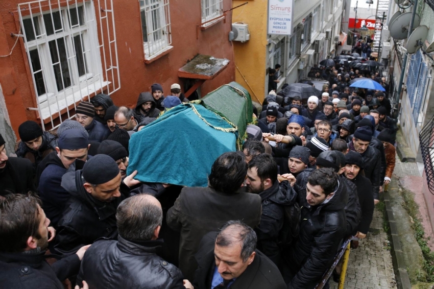 Büyük mütefekkir Mustafa Necati Özfatura, son yolculuğuna uğurlandı