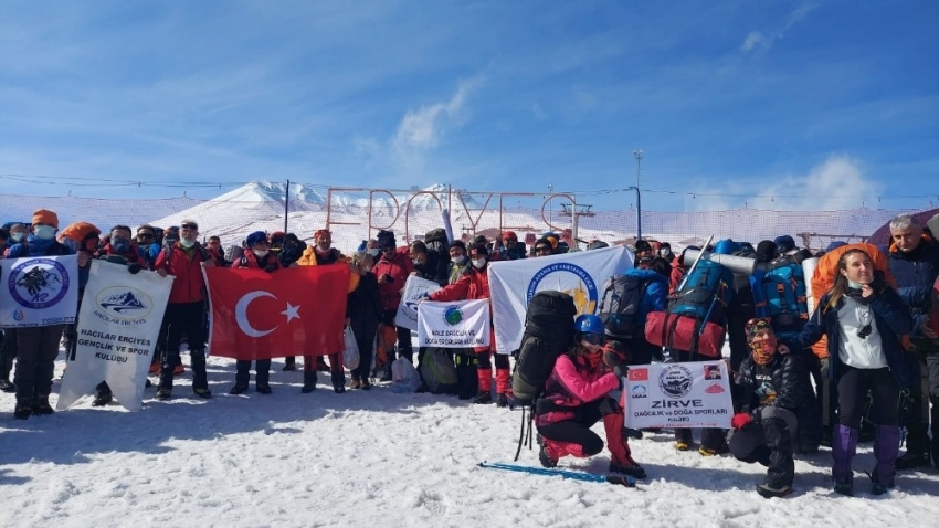 Erciyes Zirve Tırmanışı 130 dağcının katılımı ile başladı