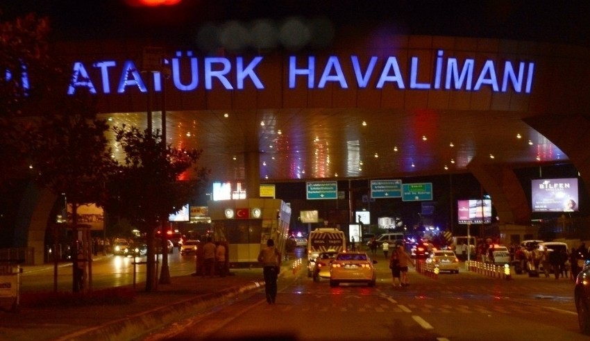 Havalimanı saldırısında 13 kişiye tutuklama talebi