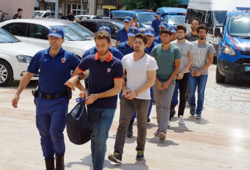 FETÖ’nün sözde Çorum sorumlusu Aydın’daki hücre evinde sahte kimlikle yakalandı