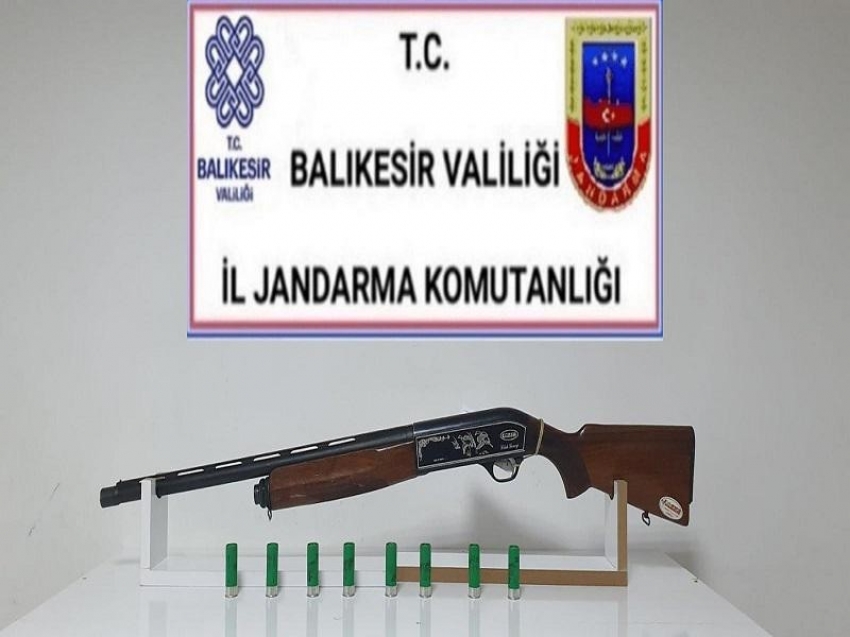 Jandarma suçlulara göz açtırmıyor