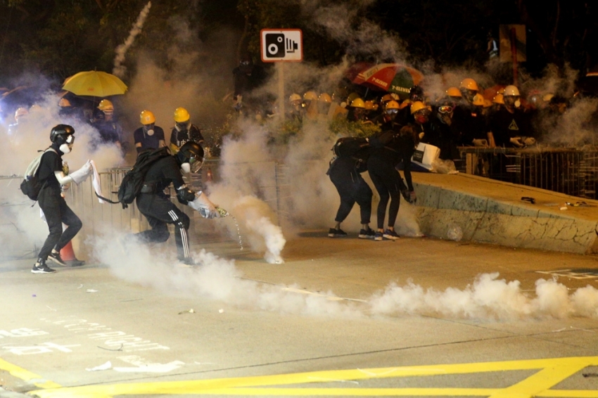 Hong Kong’da protestolar devam ediyor