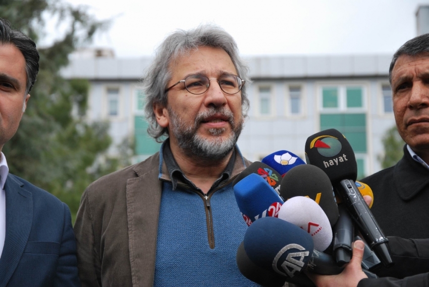 JINHA muhabiri bırakıldı! Açıklamayı Can Dündar yaptı