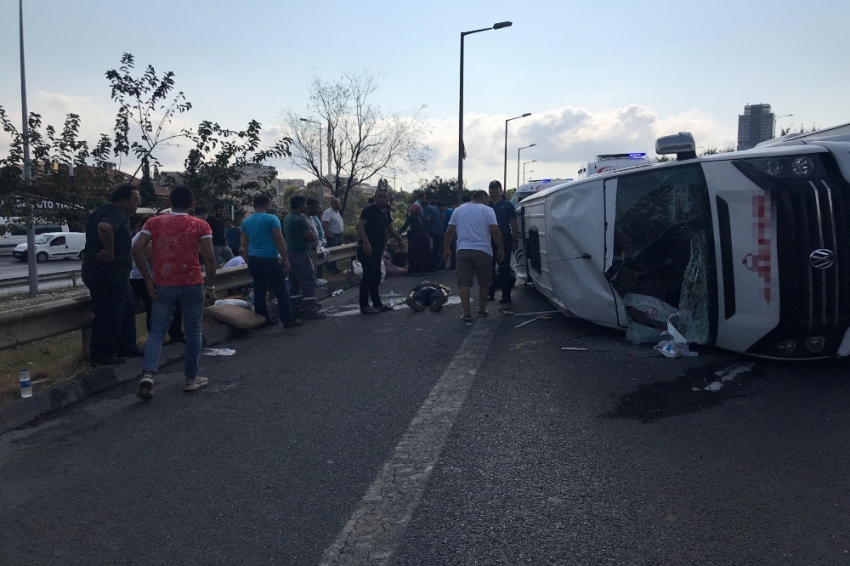 İstanbul’da bayram tatili dönüşü feci kaza: 10 yaralı