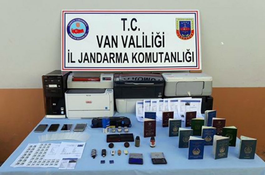 Van’da 1,5 milyonluk vurgun yapan çete çökertildi