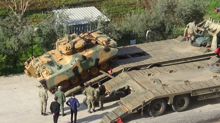 Sınır birliklerine tank sevkiyatı