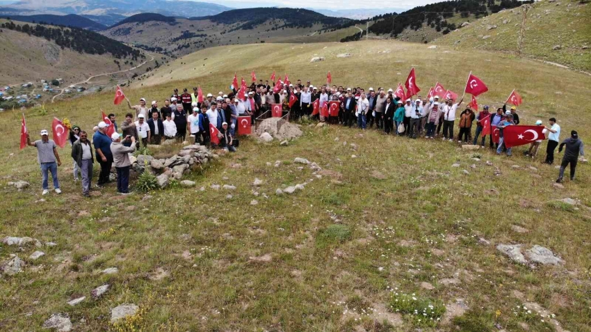 Kafkas şehitleri için vefa yürüyüşü düzenlendi