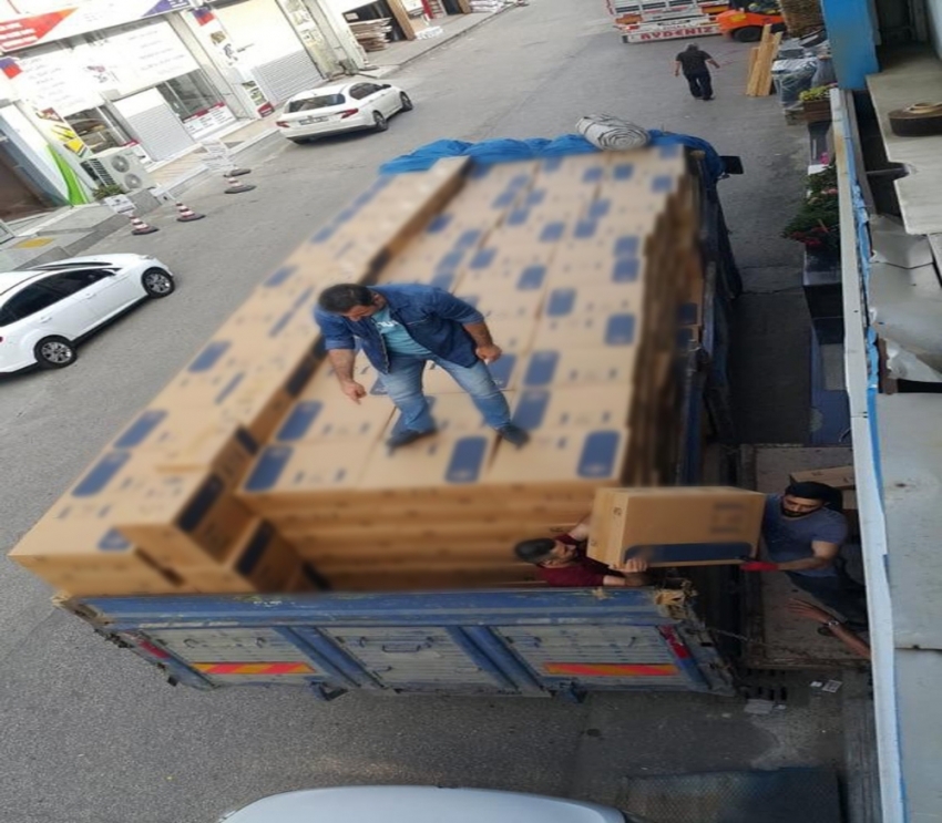 480 bin paket kaçak sigara ele geçirildi