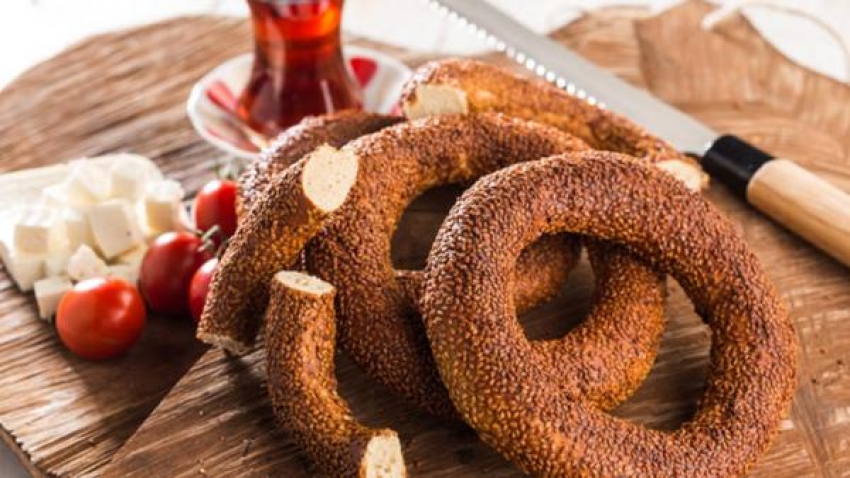 Orhangazi'de çay, simit 2,75 TL