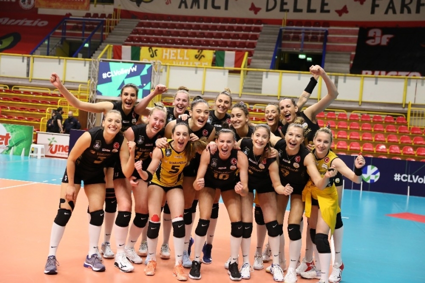 VakıfBank, 9. kez Devler Ligi’nde finalde