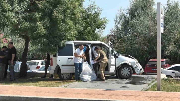 Ekip otosu otomobile çarptı: 3’ü polis 4 yaralı
