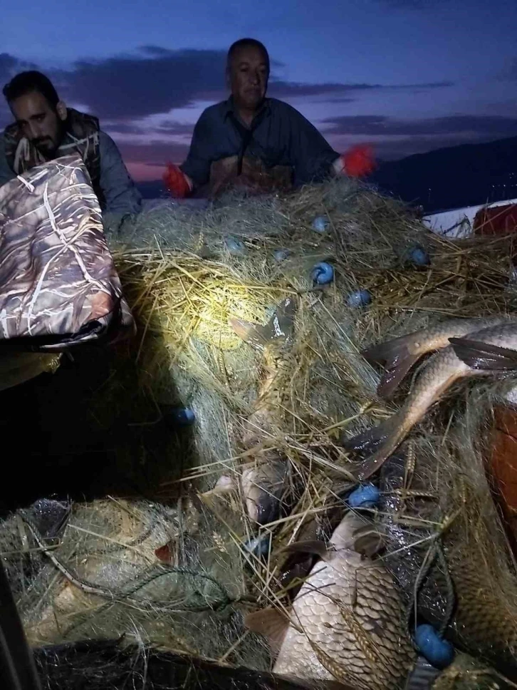 Elazığ’da kaçak avcılık denetimi: 4 bin metre ağ ele geçirildi
