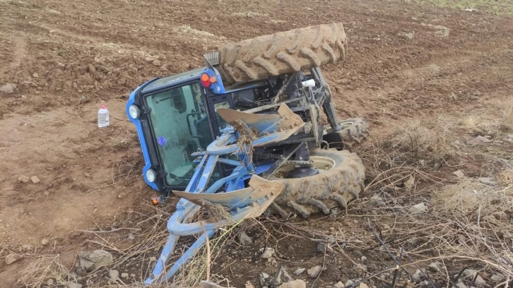 Elazığ’da traktör devrildi: 1 yaralı
