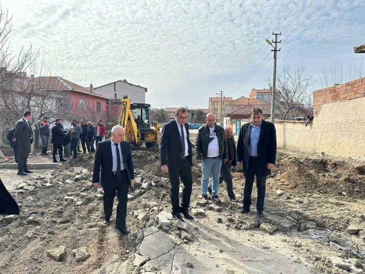 Emek caddesinde alt yapı çalışmaları tamamlandı
