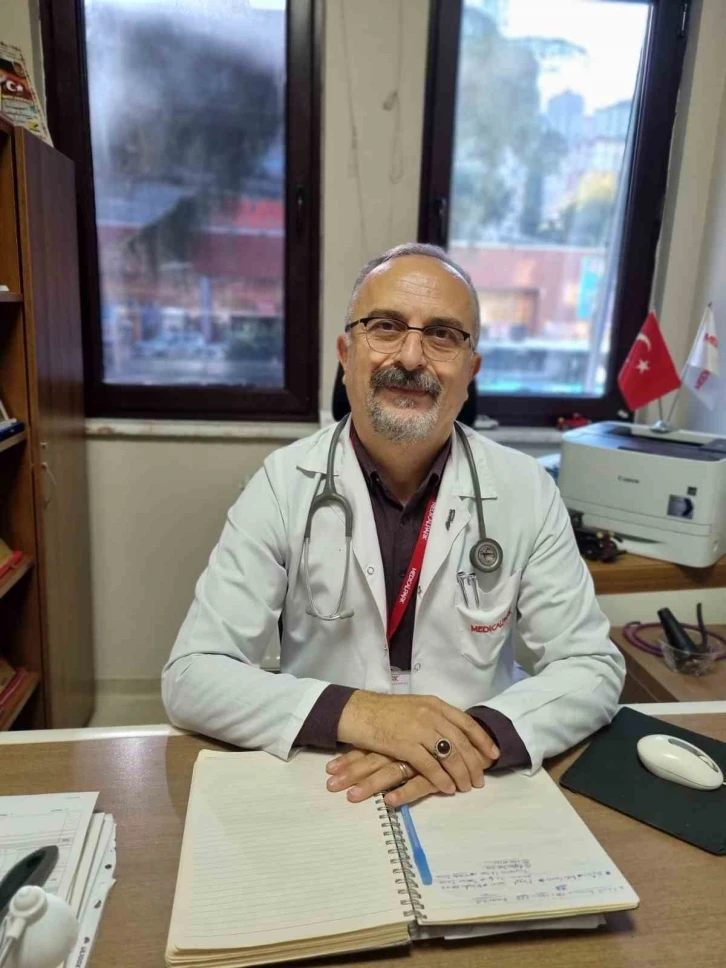 Enfeksiyon Hastalıkları ve Mikrobiyoloji Uzmanı Dr. Gürbüz Yuluğ:
