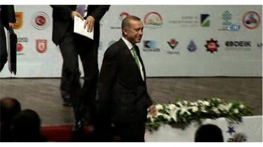 Erdoğan’ı gülümseten tezahürat