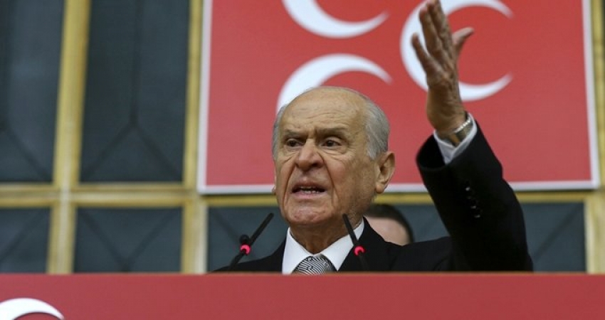 Devlet Bahçeli kendi vekillerine yüklendi