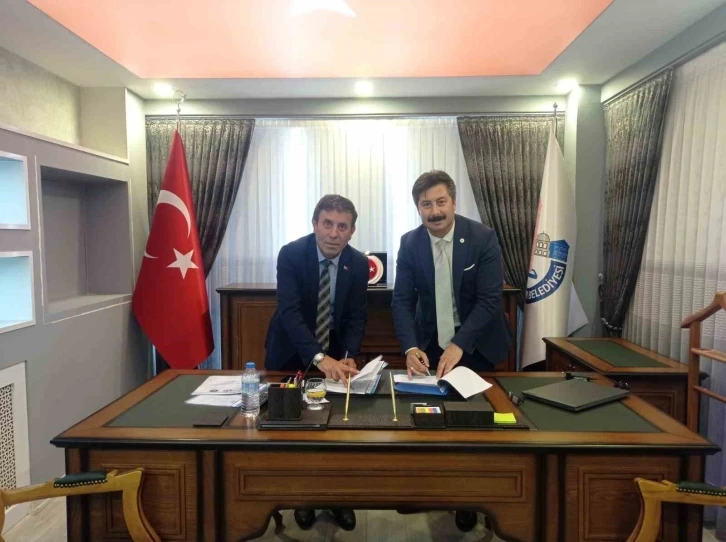Ercan Özel’den belediye personeline bayram öncesi müjde