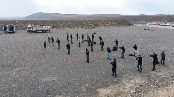 Erzincan’da polislere terör ve asayiş olaylarına müdahale eğitimi
