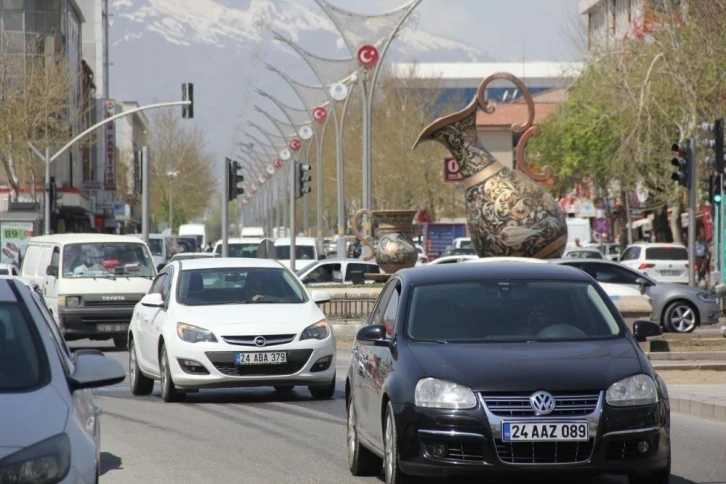 Erzincan’da trafiğe kayıtlı araç sayısı haziran ayı sonu itibarıyla 67 bin 398 oldu
