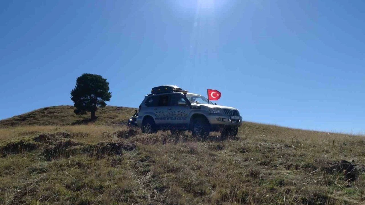 Erzurum’da off-roadçular "Yaza veda, kışa merhaba" dedi
