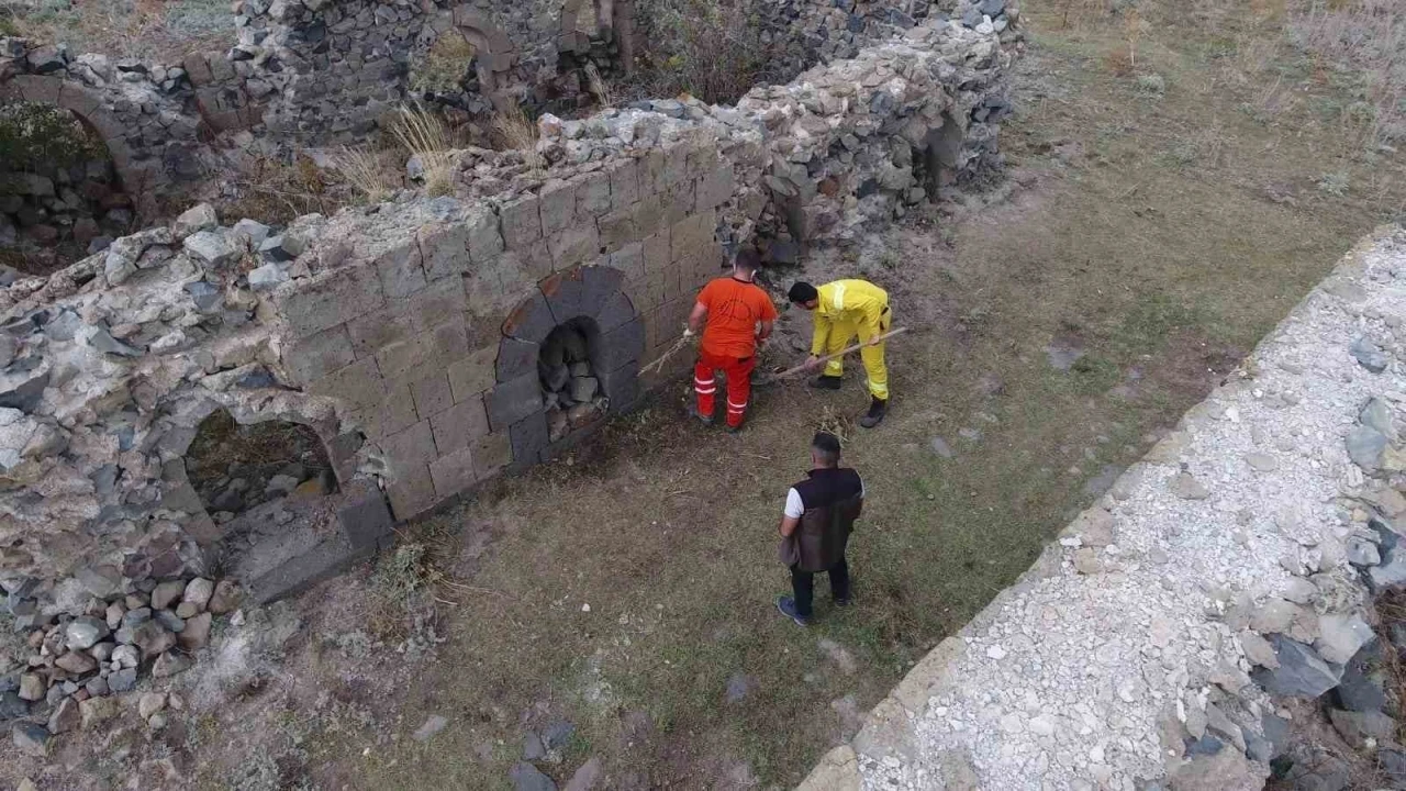 Erzurum ecdadına yürüyor, Tabyalar gün yüzüne çıkıyor
