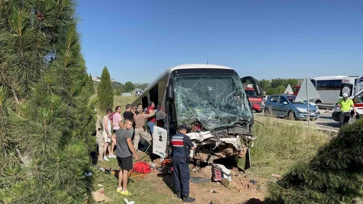 Eskişehir’deki otobüs kazasında yaralı sayısı 41’e yükseldi
