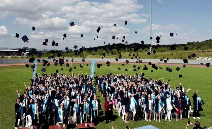 ESOGÜ Tıp Fakültesi 2023 mezunlarını verdi
